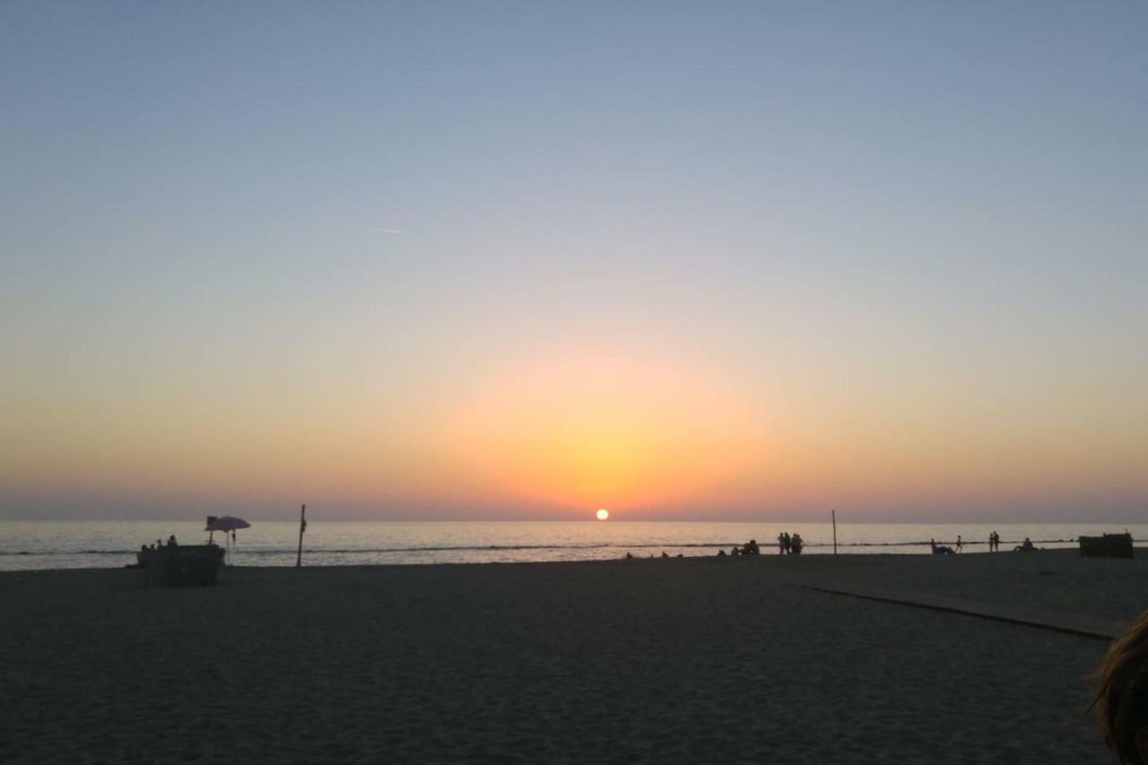 Sunset House Apartment Fiumicino Bagian luar foto