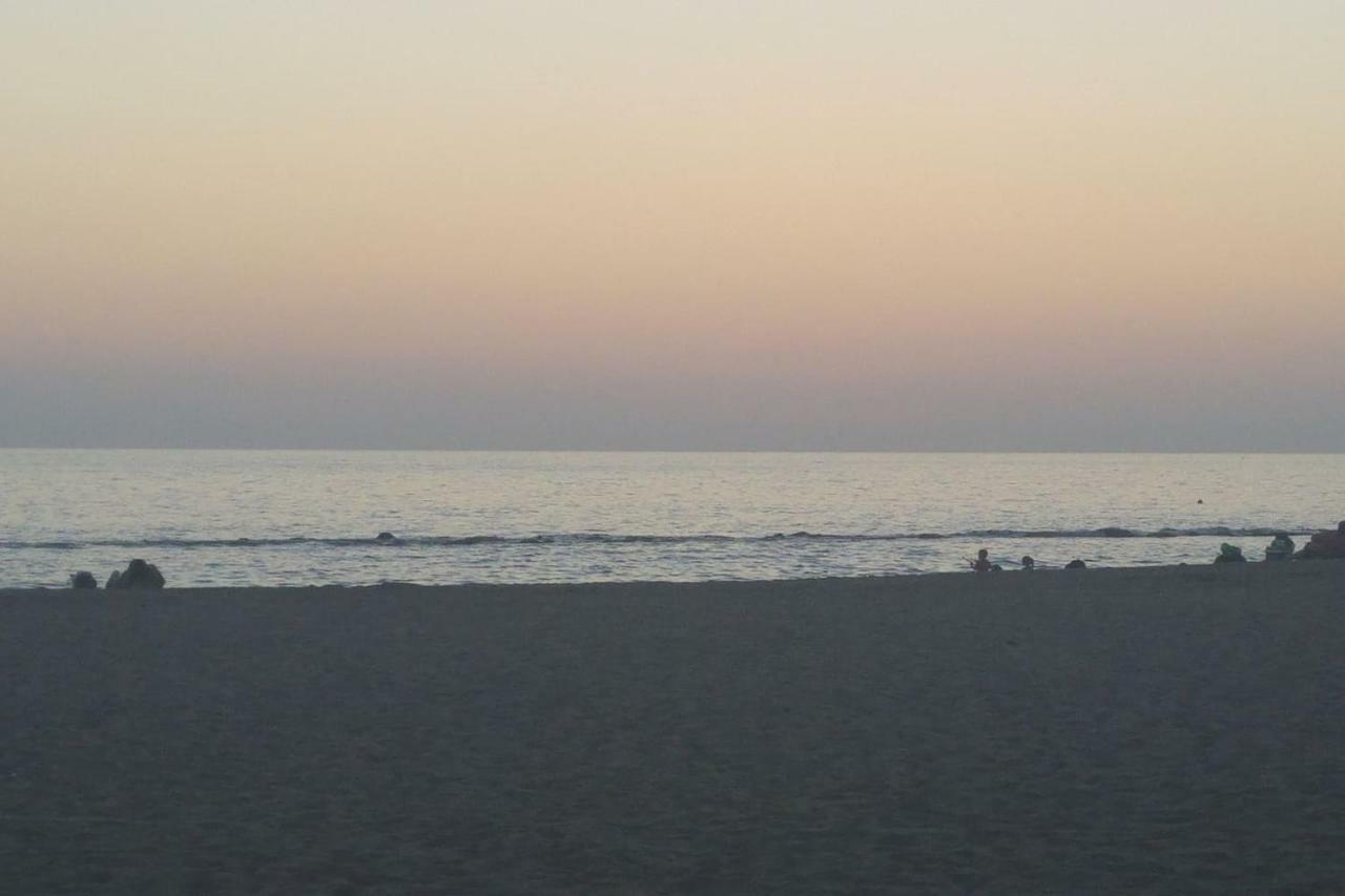 Sunset House Apartment Fiumicino Bagian luar foto